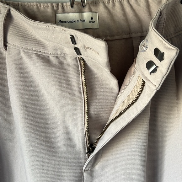 Abercrombie & Fitch Wide High Rise Wide Leg Trouser - Picture 5 of 7